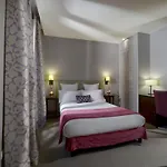 Le Relais Saint Charles Parigi