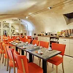 Hotel Le Relais Saint Charles