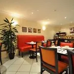 Hotel Le Relais Saint Charles Parigi