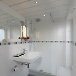 Le Relais Saint Charles Hotel 4*