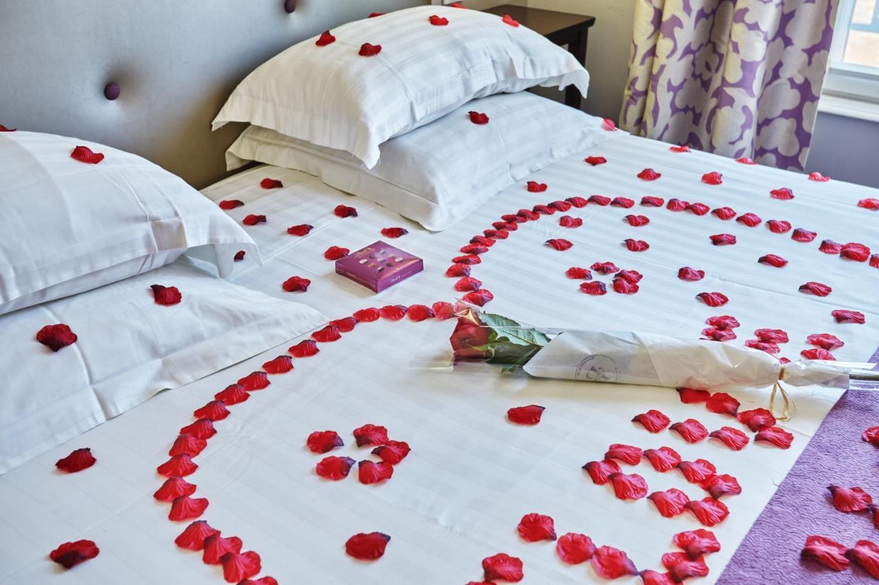 Le Relais Saint Charles 3* Parigi