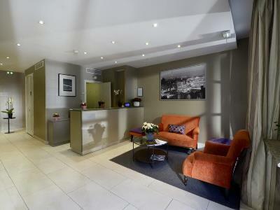 Le Relais Saint Charles 3* Parigi